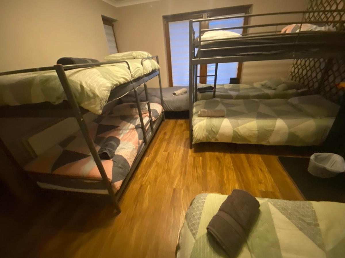 Dublin Airport Big Rooms With Bathroom Outside Room - Kitchen Only 7 Days Reservation エクステリア 写真