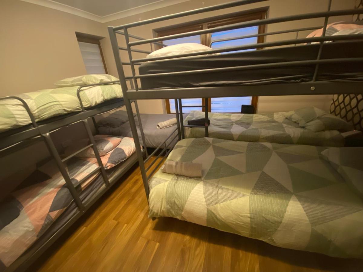 Dublin Airport Big Rooms With Bathroom Outside Room - Kitchen Only 7 Days Reservation エクステリア 写真