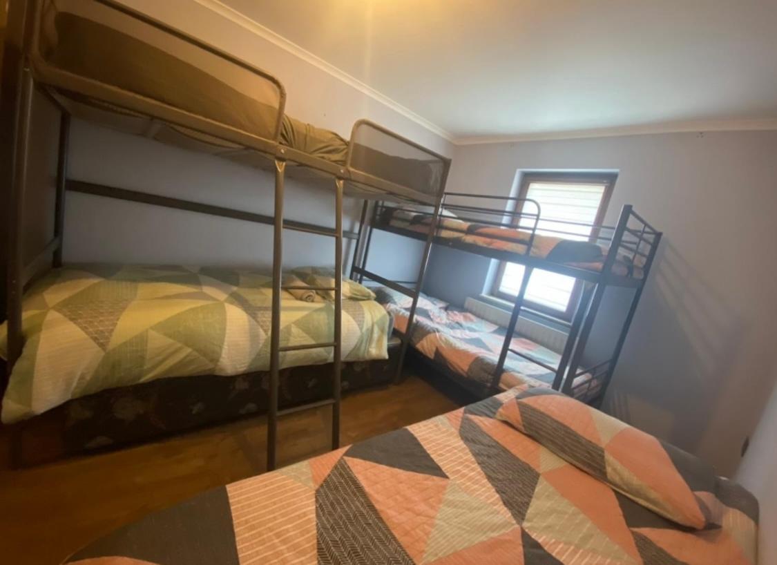 Dublin Airport Big Rooms With Bathroom Outside Room - Kitchen Only 7 Days Reservation エクステリア 写真