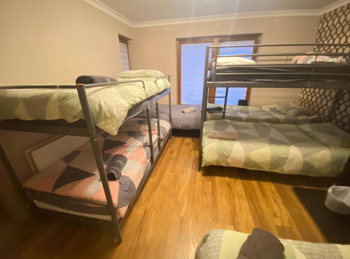Dublin Airport Big Rooms With Bathroom Outside Room - Kitchen Only 7 Days Reservation エクステリア 写真