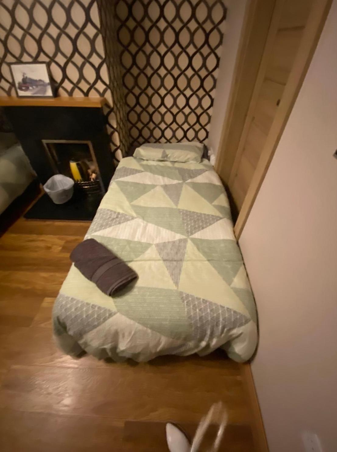 Dublin Airport Big Rooms With Bathroom Outside Room - Kitchen Only 7 Days Reservation エクステリア 写真